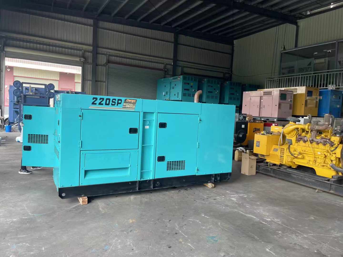 玉山800kW 柴油发电机的输出电流波动范围是多少?