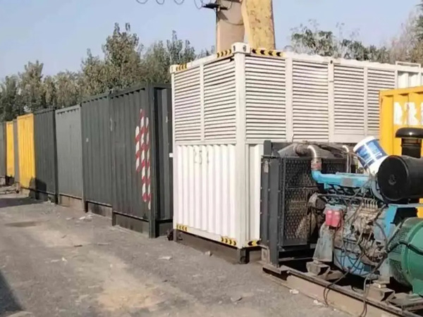 玉山200KW柴油发电机机组每小时油耗是多少?